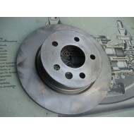 Etujarrulevy, Syncro 16"